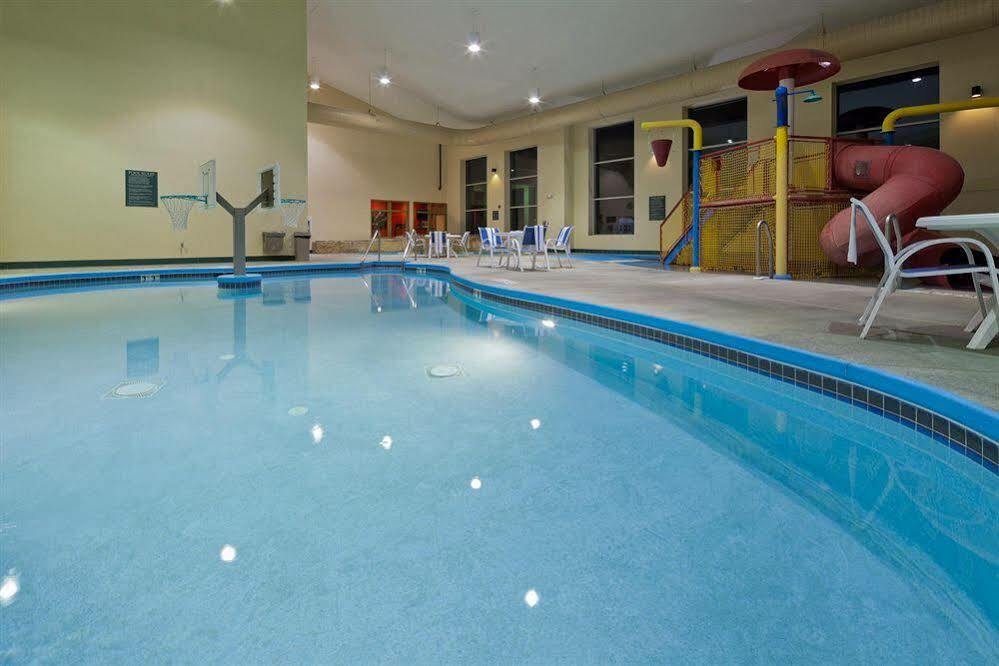 Country Inn & Suites By Radisson, Madison Southwest, Wi Fitchburg Ngoại thất bức ảnh